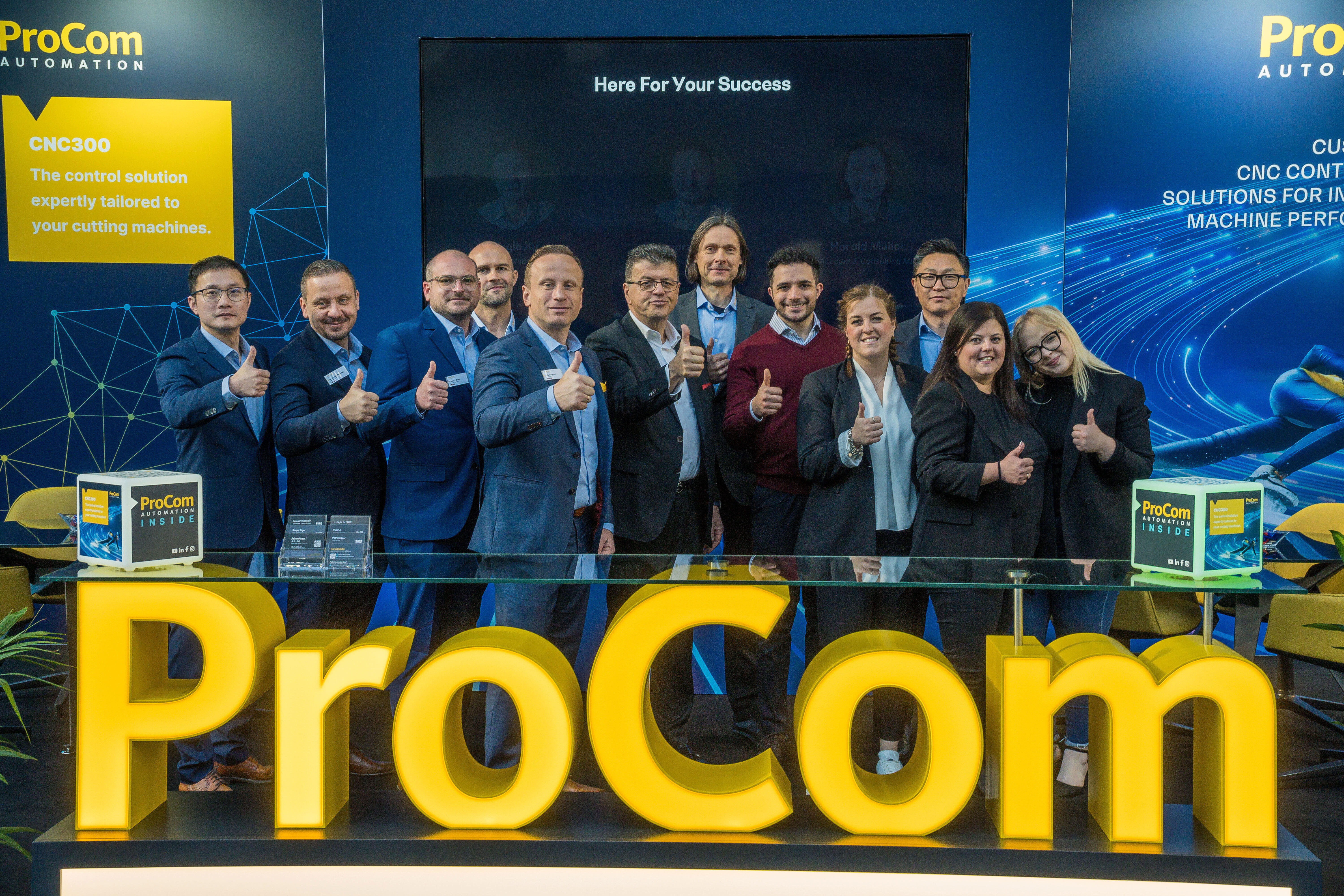 Team ProCom Automation mit dem Team von Balacchi Srl auf der texprocess 2024
