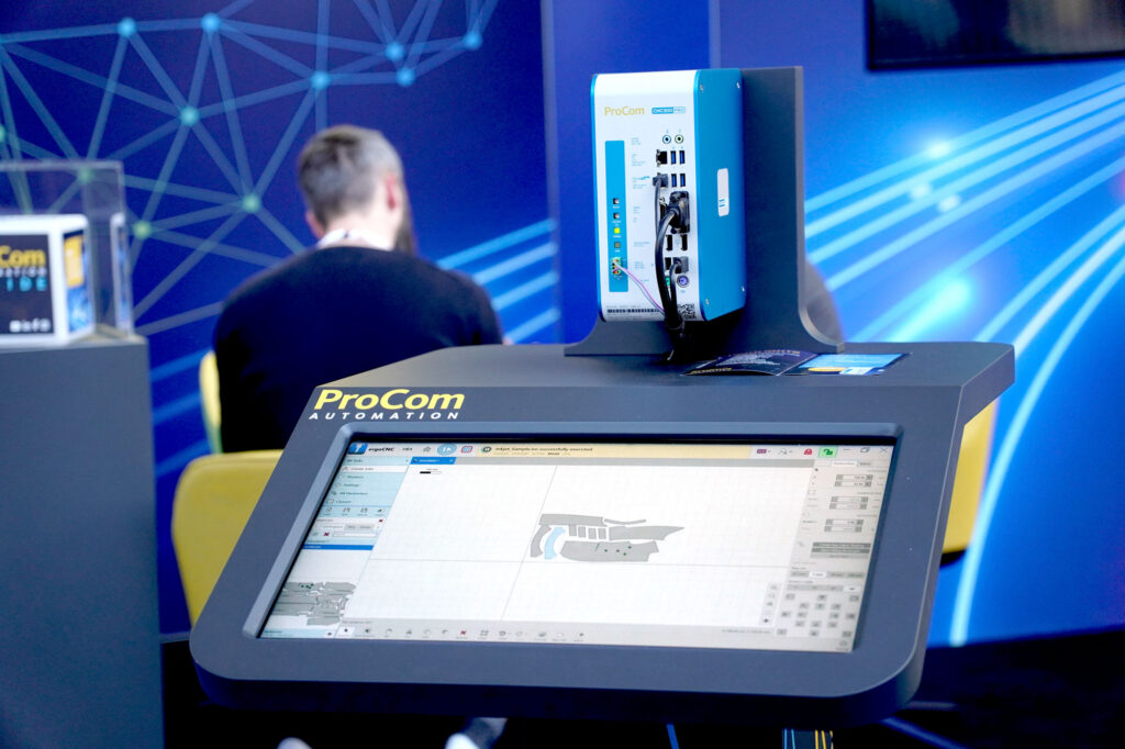 ProCom Panel ergoCNC Cutting Cisma