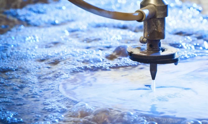 Wasserstrahlschneiden